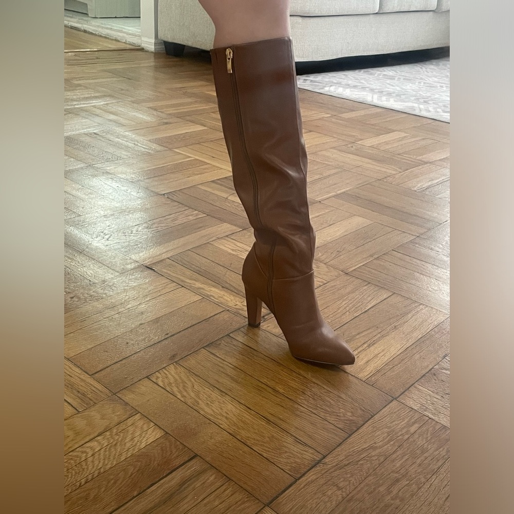 BRAND NEW FRANCO SARTO MID LENGTH BOOTS